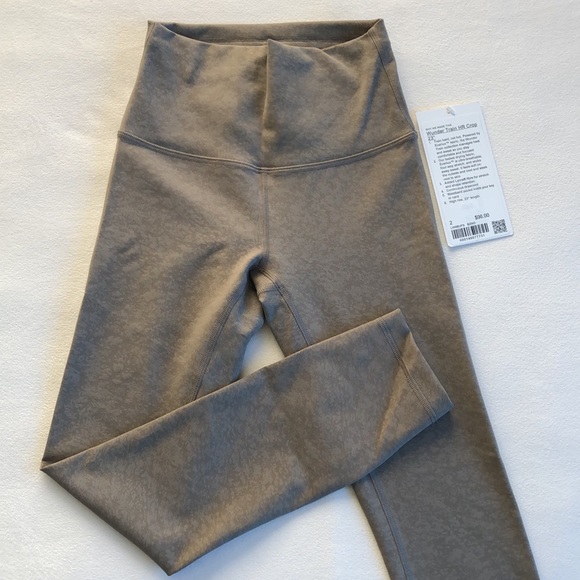 NWT Lululemon Wunder Train HR Crop 23” - Picture 5 of 12